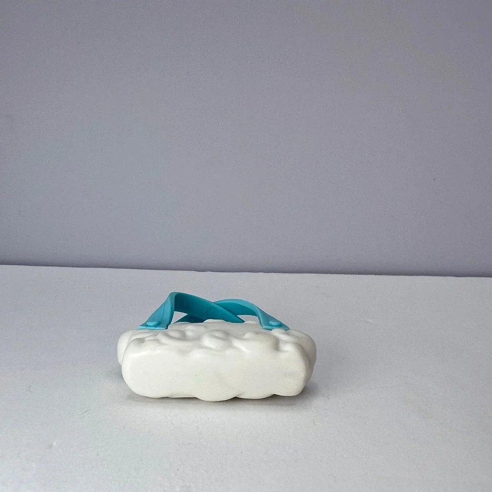 Mattel Barbie White Cloud Purse Accessory Toy Blue Straps Fashionista Doll